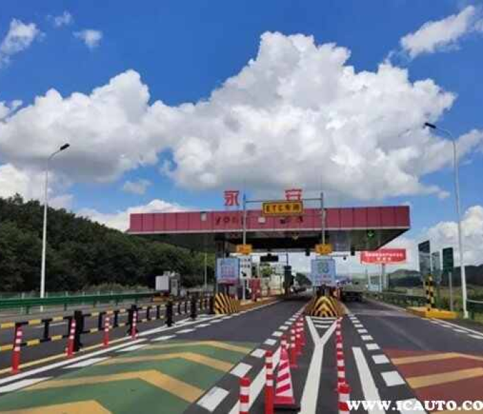 核酸48小时,被量化的安全感与流动的现代性困境 核酸48小时,被量化的安全感与流动的现代性困境