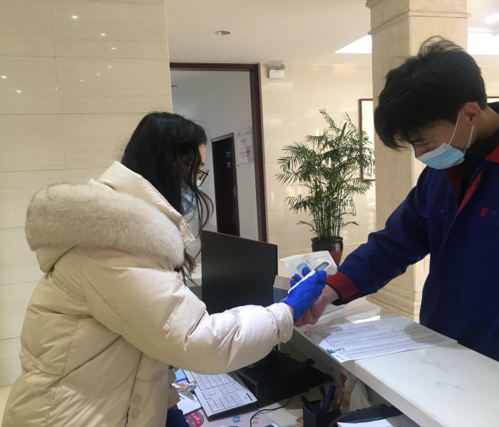 苏州核酸筛出阳性背后，一座城市的静与动，以及我们共同的抗疫长考