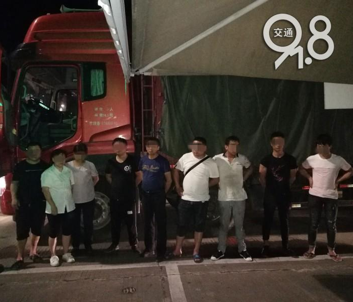 房卡必备教程“微信炸 金花怎么卖房卡”房卡详细充值