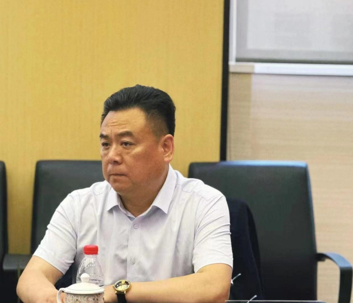 房卡必备教程“微信金花链接房卡”详细房卡使用教程