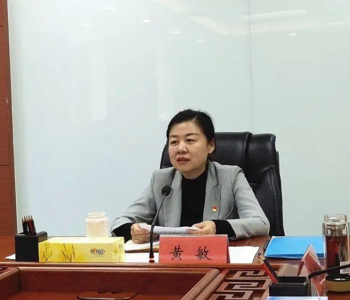 一分钟了解“微信链接房卡充值”获取房卡教程-哔哩哔哩