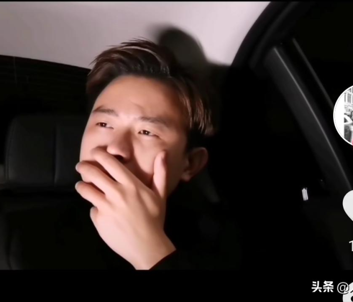 房卡必备教程“微信牛牛房卡链接”详细房卡使用教程