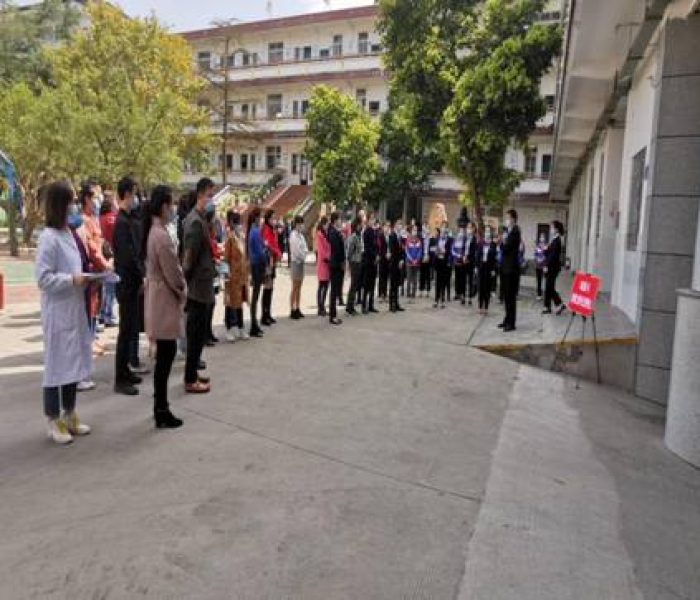 给大家讲解“微信炸 金花链接怎样弄    ”房卡获取方式