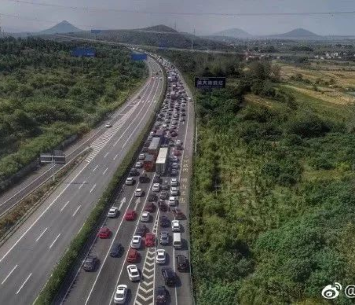 房卡必备教程“微信群牛牛房卡去哪买”轻松获取房卡全渠道