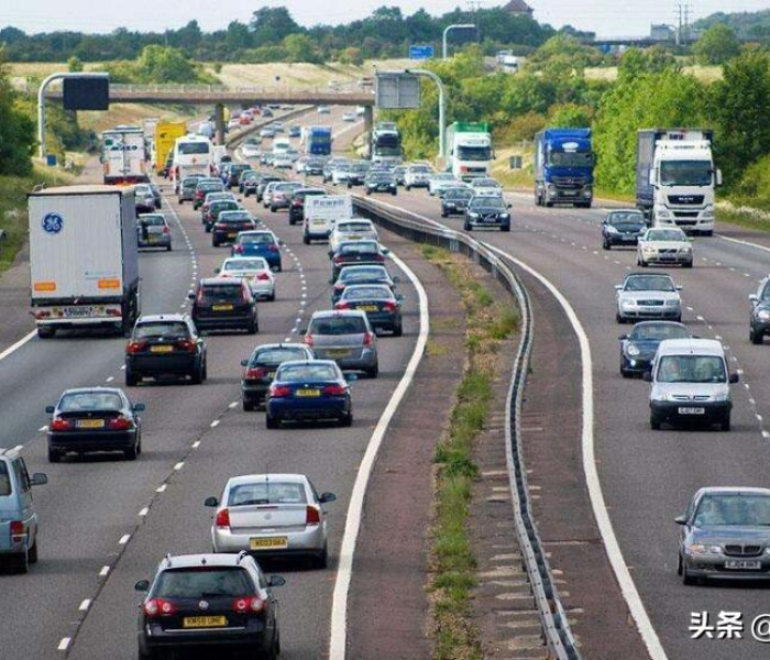 房卡必备教程“微信怎么建房玩斗牛牛啊”轻松获取房卡全渠道
