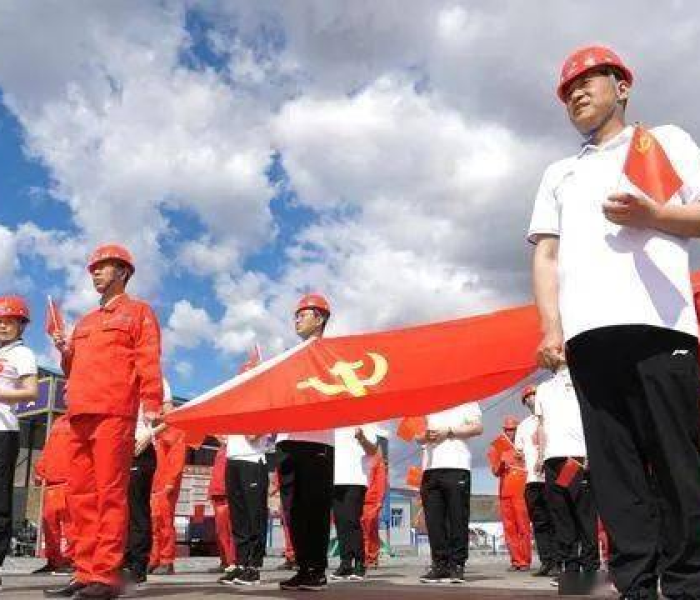 给大家讲解“青龙大厅在哪里买房卡”详细房卡教程