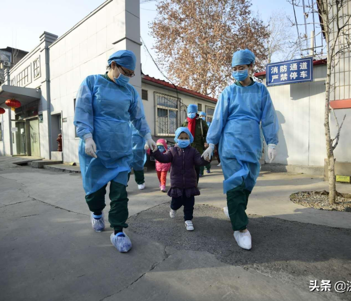 【两名医务人员核酸检测阳性,两名医护人员阳性】
