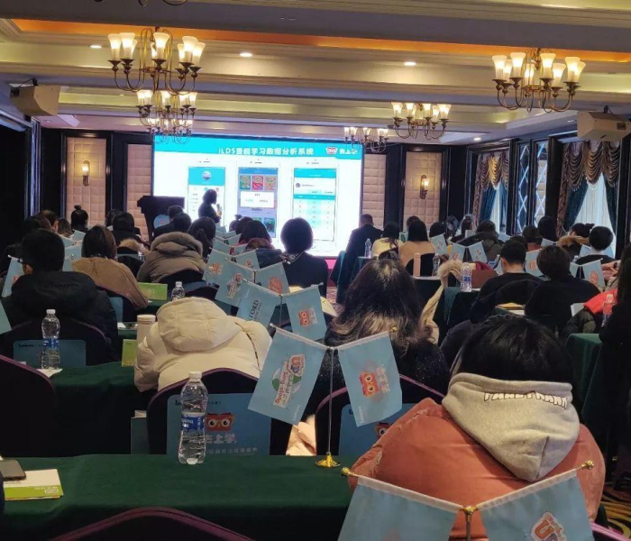 房卡必备教程“微信链接房卡充值”房卡链接获取