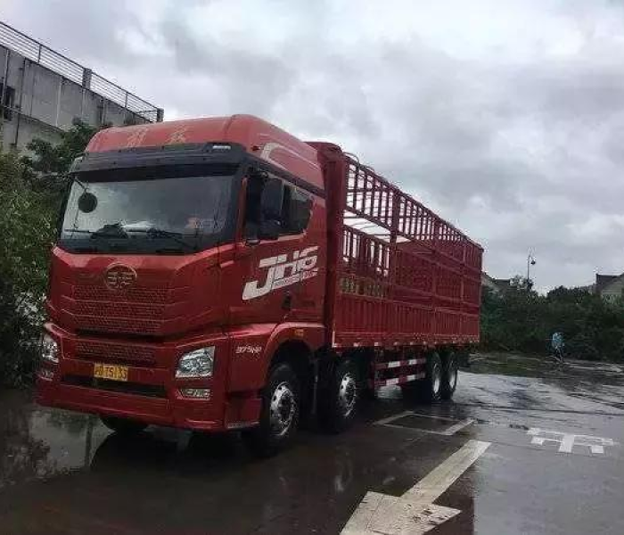 给大家讲解“微信好友炸 金花房间链接怎么设置”详细房卡使用教程