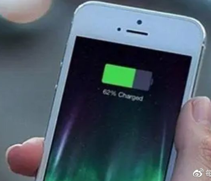 房卡必备教程“微信群炸 金花房卡”详细房卡使用教程