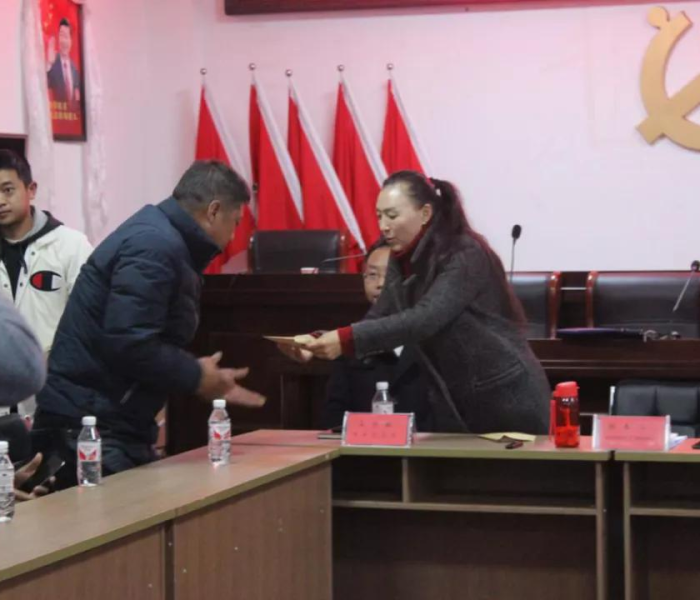 房卡必备教程“微信群金花房卡”轻松获取房卡全渠道 房卡必备教程“微信群金花房卡”轻松获取房卡全渠道