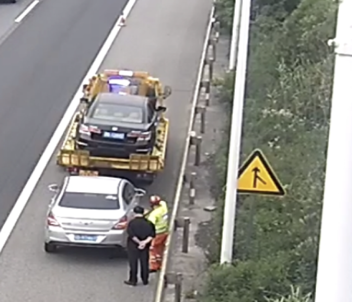 一分钟了解“微信炸 金花如何自建房间”详细房卡使用教程