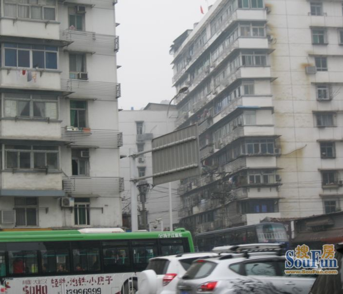 东新园小区位于哪条路:东新园小区位于哪条路上 东新园小区位于哪条路:东新园小区位于哪条路上