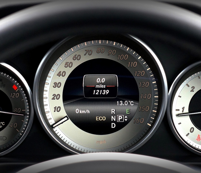 上海大众凌渡仪表灯泡灯亮了怎么解决/上海大众凌渡仪表灯泡灯亮了怎么解决视频 上海大众凌渡仪表灯泡灯亮了怎么解决/上海大众凌渡仪表灯泡灯亮了怎么解决视频