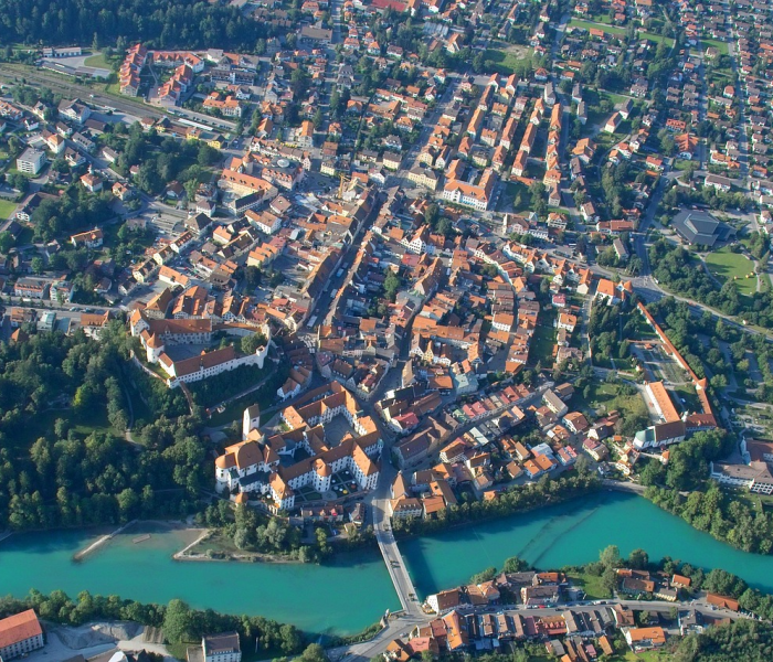 全攻略普及“微信群炸 金花房卡哪里买”房卡获取方式