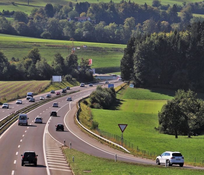 【2020年高速公路全年免费,2020年高速公路全年免费吗】