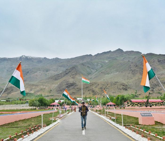 秒懂百科“微信好友创建炸 金花房间”房卡获取方式