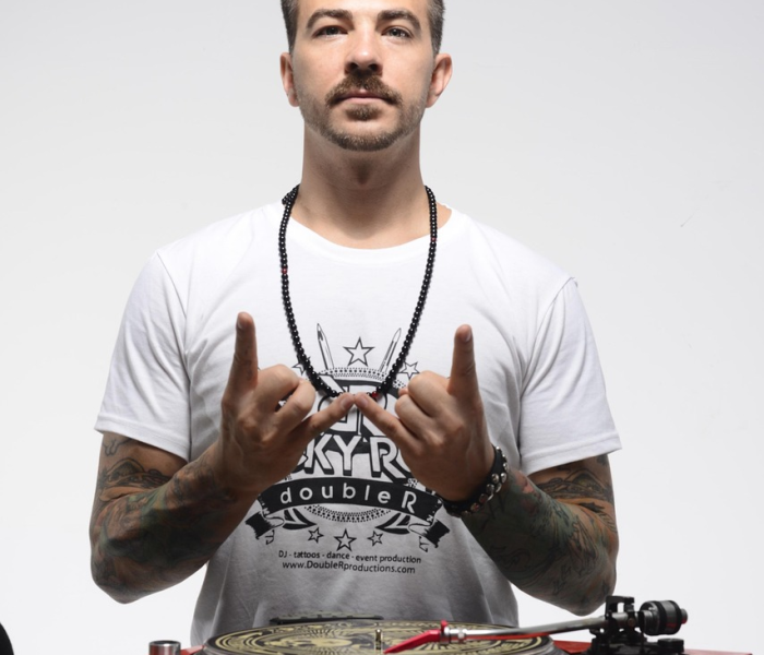 一分钟介绍使用“微信如何炸 金花房间链接”房卡详细充值 一分钟介绍使用“微信如何炸 金花房间链接”房卡详细充值