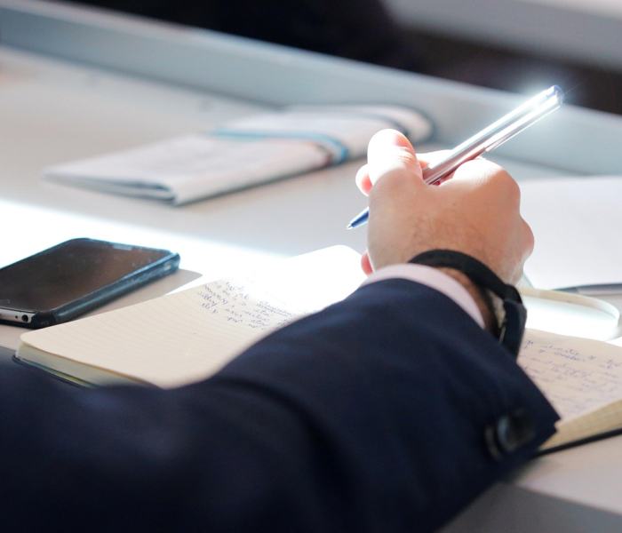 房卡必备教程“正规斗牛房卡哪里买”轻松获取房卡全渠道