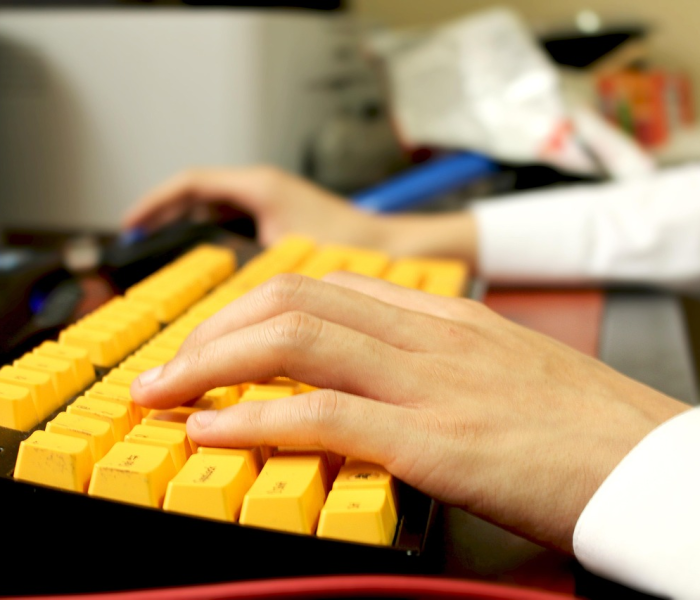 秒懂百科“微信群链接炸 金花买房卡”房卡详细充值