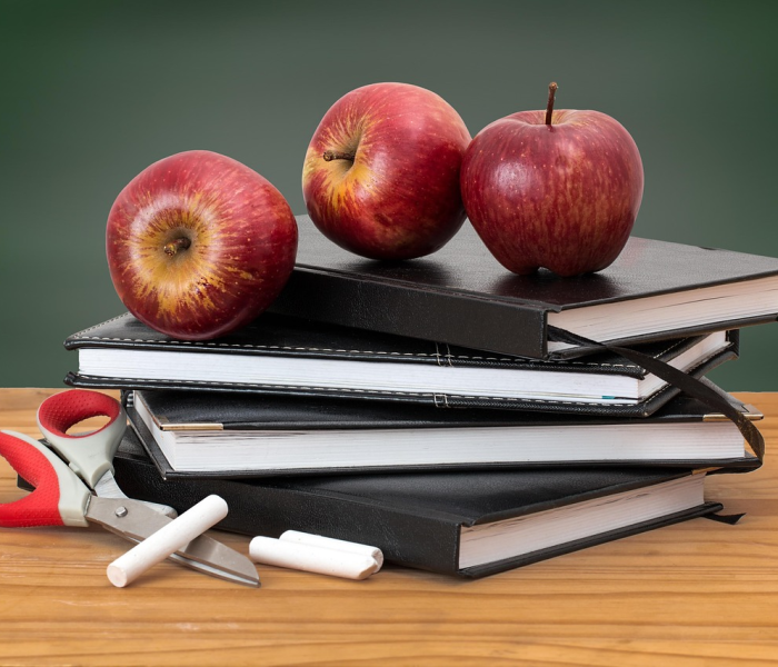 一分钟介绍使用“(新版)圣游大厅牛牛房卡”房卡链接获取