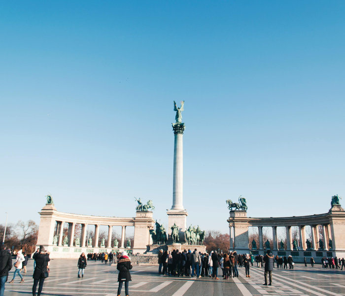 给大家讲解“微信链接牛牛房卡怎么购买”详细房卡教程