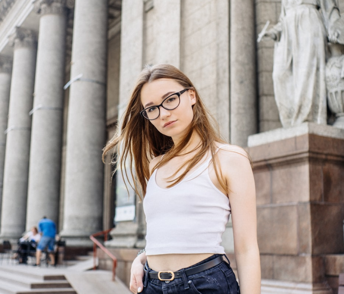 房卡必备教程“微信炸 金花房卡如何充值”详细房卡教程