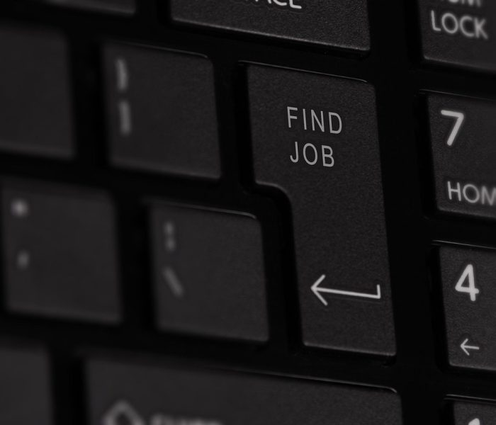 给大家讲解“微信炸 金花怎么卖房卡”详细房卡教程