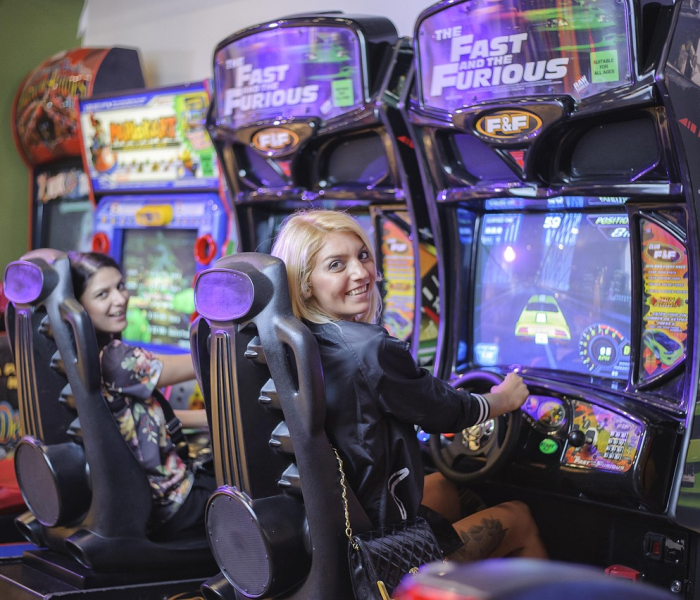 房卡必备教程“微信牛牛房卡购买”房卡详细充值