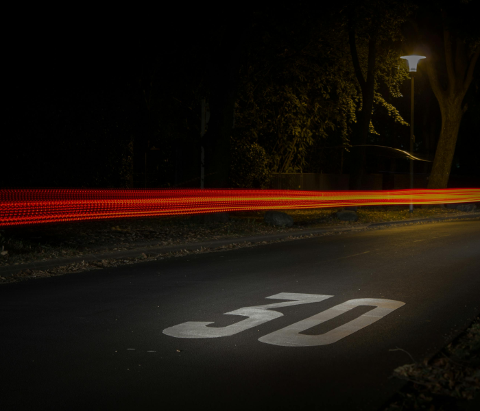 给大家讲解“微信炸 金花斗牛牛房卡”详细房卡怎么购买教程 给大家讲解“微信炸 金花斗牛牛房卡”详细房卡怎么购买教程