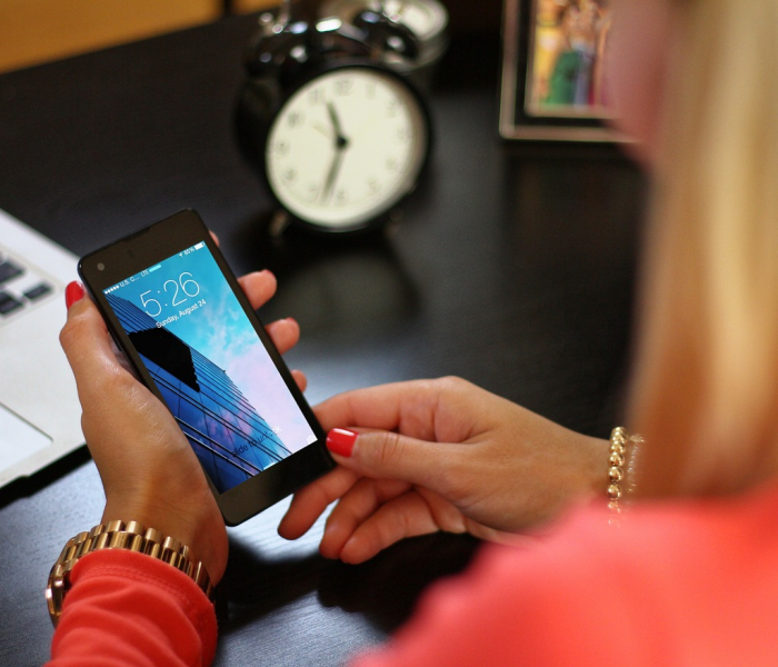 给大家讲解“新道游牛牛房卡”详细房卡怎么购买教程