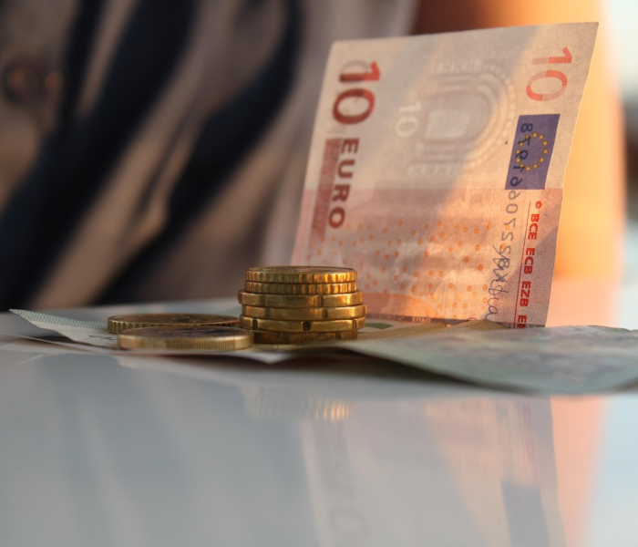 给大家讲解“炸 金花房卡链接多少钱”房卡链接获取